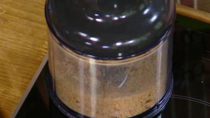 запеканка из макарон с ветчиной, зеленым горошком и горчицей