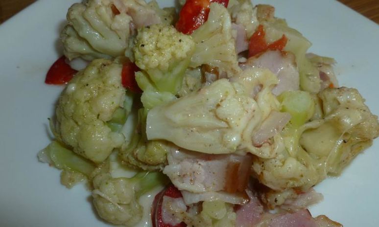 Рецепт запеканки из цветной капусты с беконом