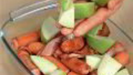 запеканка с сосисками и яблоками