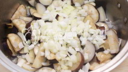 баклажаны порезанные ломтиками