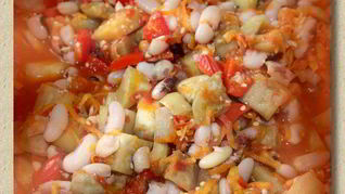 Баклажаны с фасолью