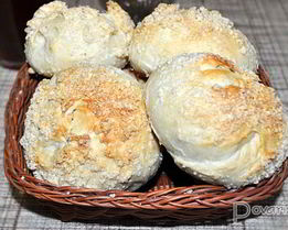 Булочки с джемом и штрейзелем