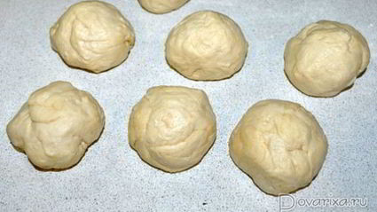 булочки с джемом и штрейзелем