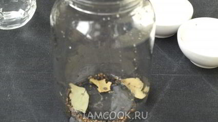 фаршированные зеленые помидоры на зиму по-грузински