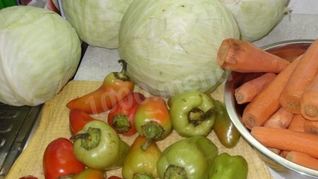 Капуста с перцем на зиму