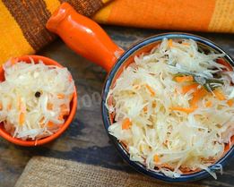 Капуста в банке квашеная на зиму хрустящая