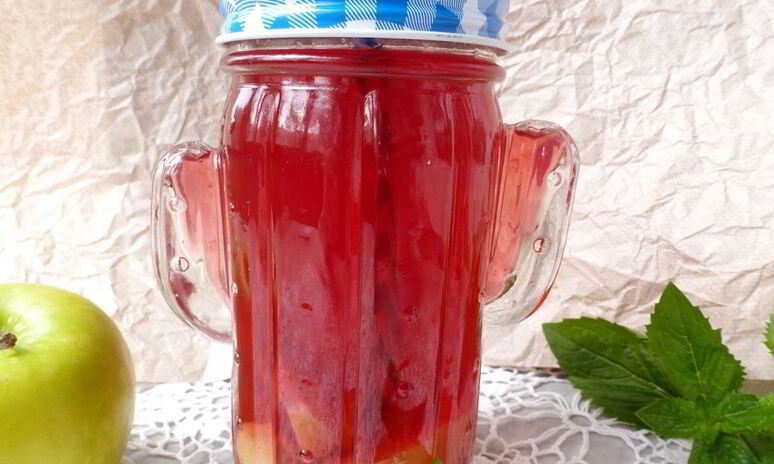 Рецепт душистого компота с мятой