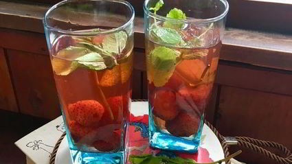 клубничный компот с мятой