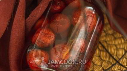 компот из черешни и клубники на зиму