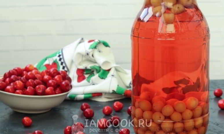 Рецепт компота из черешни с косточками без стерилизации