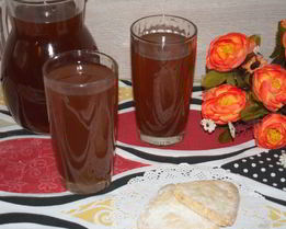 Компот из чернослива и яблок