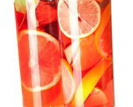 Компот из красных апельсинов, грейпфрутов и граната с белым вином и шерри