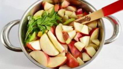 компот с ревенем и яблоками