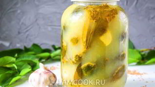 Квашеные огурцы с горчицей