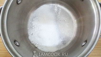 квашеные помидоры в банках