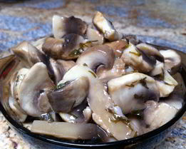 Грибочки маринованные