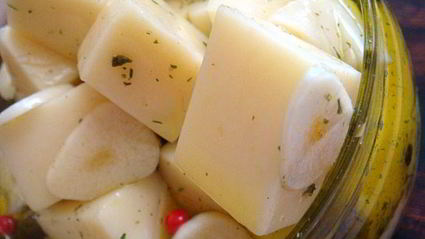 маринованная моцарелла на закуску к вину