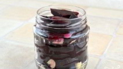 маринованная свекла с чесноком