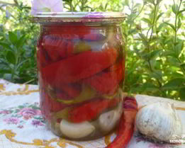Маринованный горький перец