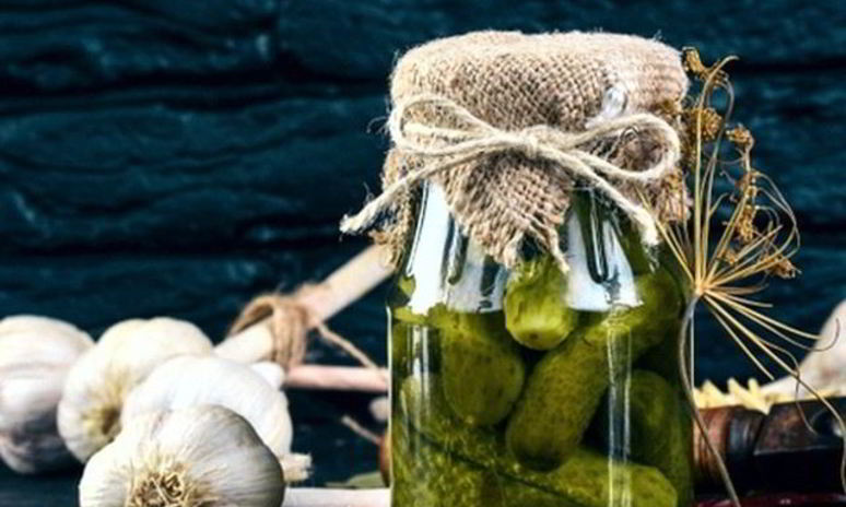 Рецепт маринованных огурчиков по-домашнему