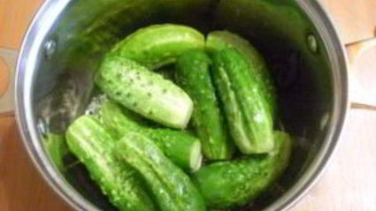 хрустящие малосольные огурчики