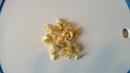 малосольные огурчики с чесноком