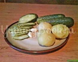 Огурцы малосольные