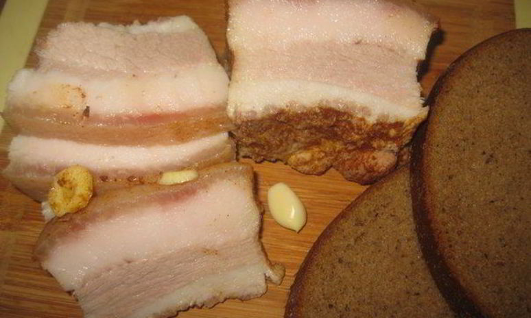 Рецепт сала в луковой шелухе