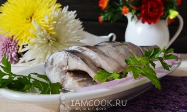 Рецепт скумбрии малосольной