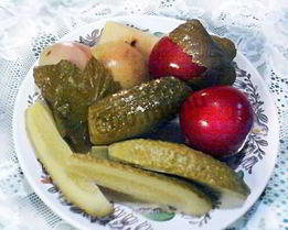 Соленые огурцы с яблоками на зиму