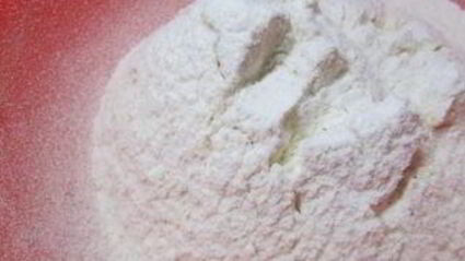 томатный батон с вялеными помидорами