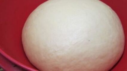 томатный батон с вялеными помидорами