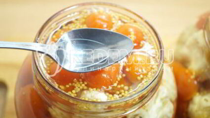 цветная капуста с помидорами на зиму