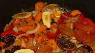 Тушеные сухофрукты