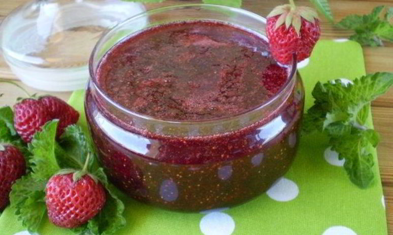 Рецепт клубничного варенья в мультиварке