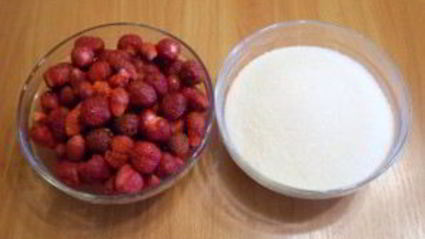 клубничное варенье в мультиварке