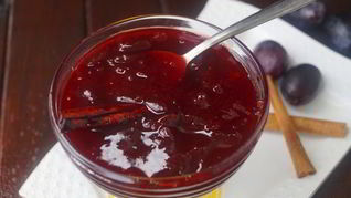 Пряное сливовое варенье
