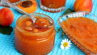 Варенье из абрикосов с ядрышками из косточек на зиму