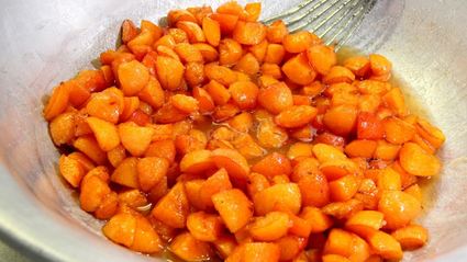 варенье из абрикосов с ядрышками из косточек на зиму