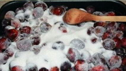 варенье из слив в духовке