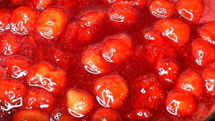 варенье на сковороде