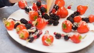 Ягоды в белом шоколаде