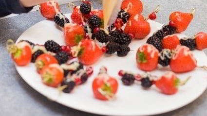 ягоды в белом шоколаде