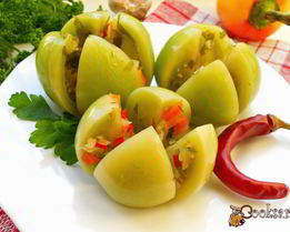 Зеленые помидоры квашеные