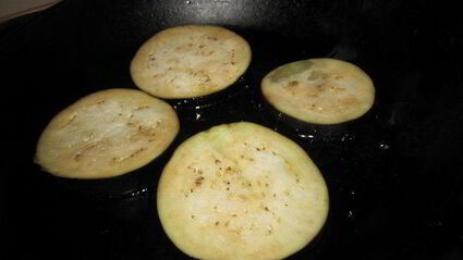 баклажанно-помидорные башенки