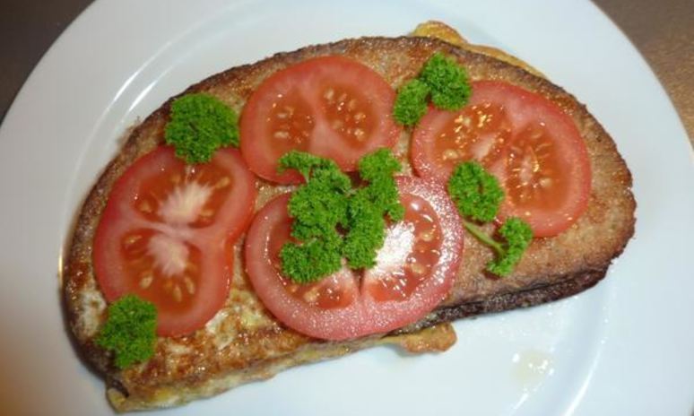 Рецепт бутерброда с моцареллой для короля