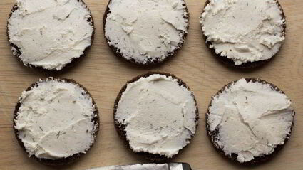 бутерброды с овощами и зеленью