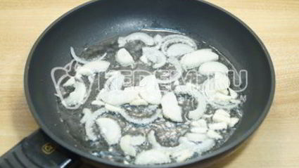 бутерброды с паштетом из куриной печени