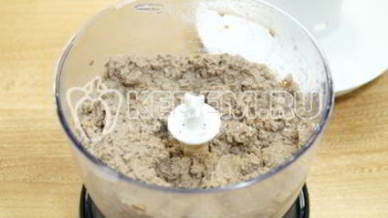 бутерброды с паштетом из куриной печени