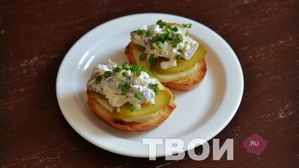 бутерброды с селедкой